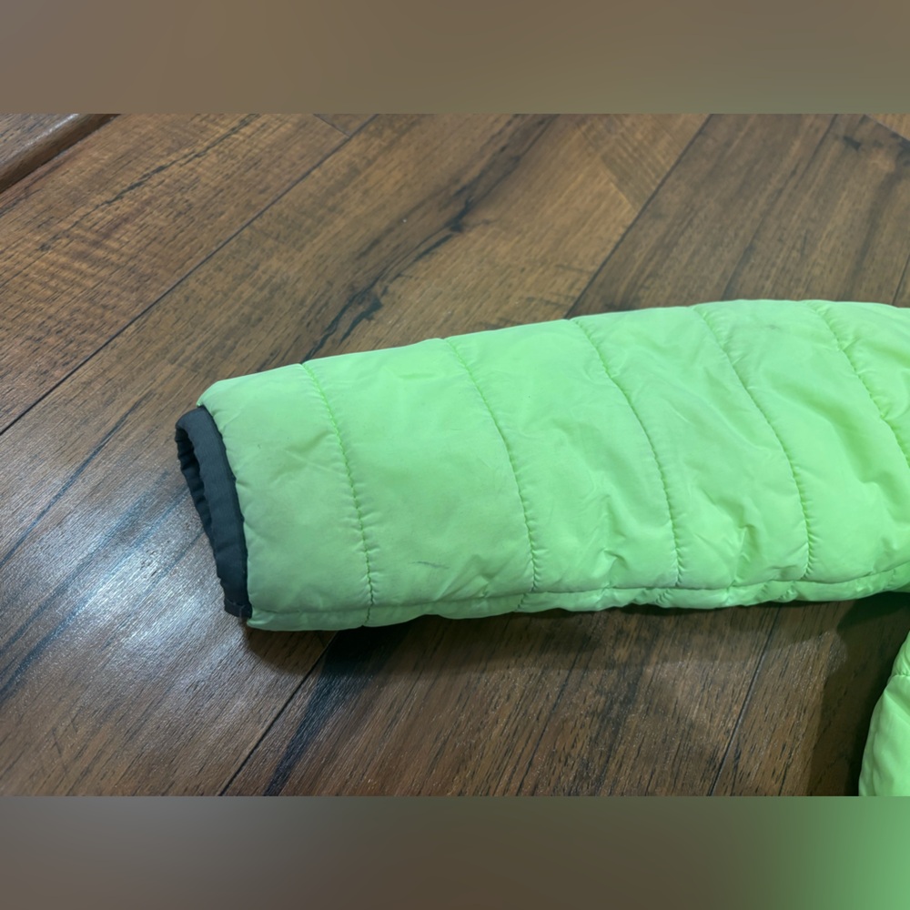 Under Armour Boys Neon Yellow and Gray Puffer Coat, Size 4 - Picture 10 of 13